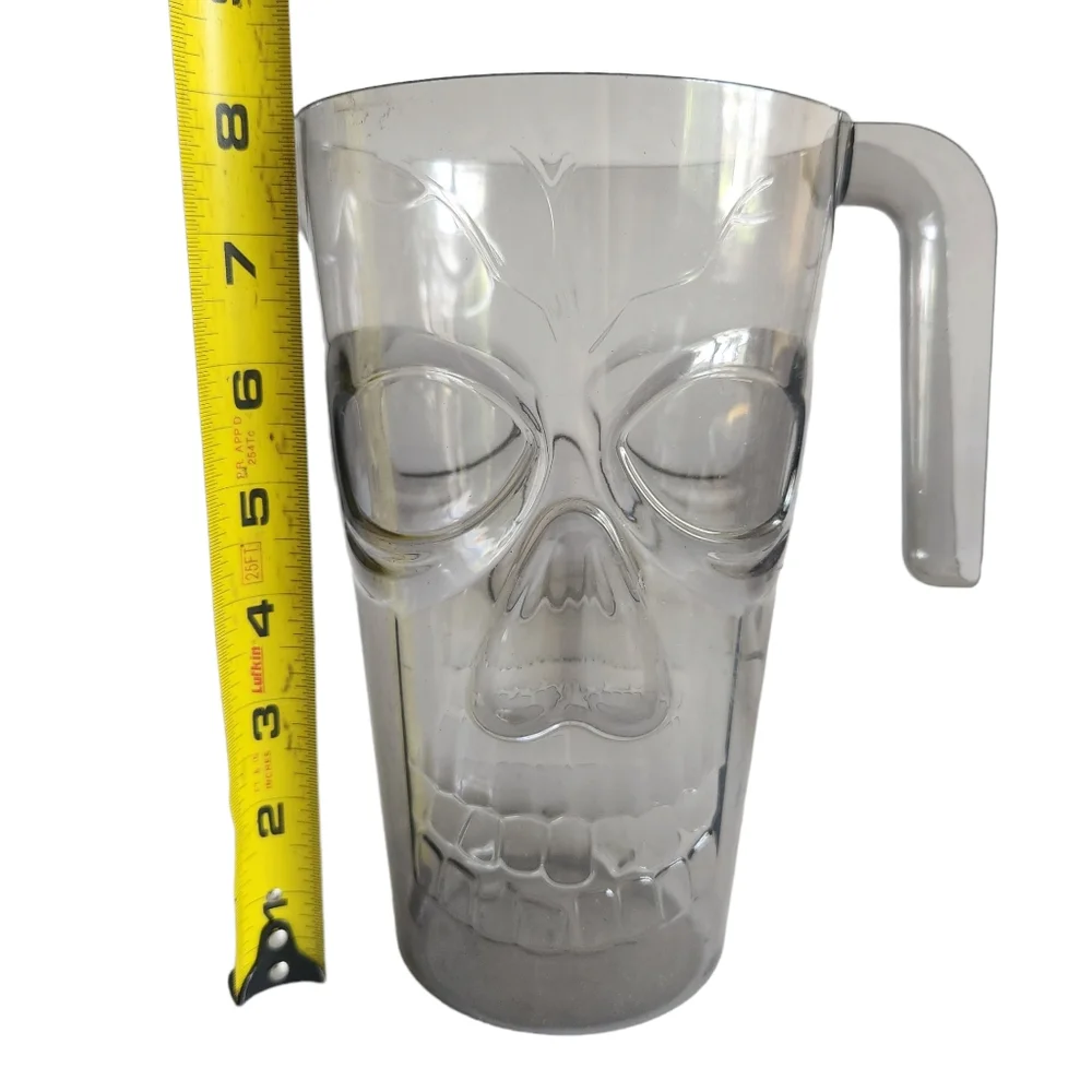 Halloween Creepy Scary Skull Pitcher and 4 Glasses